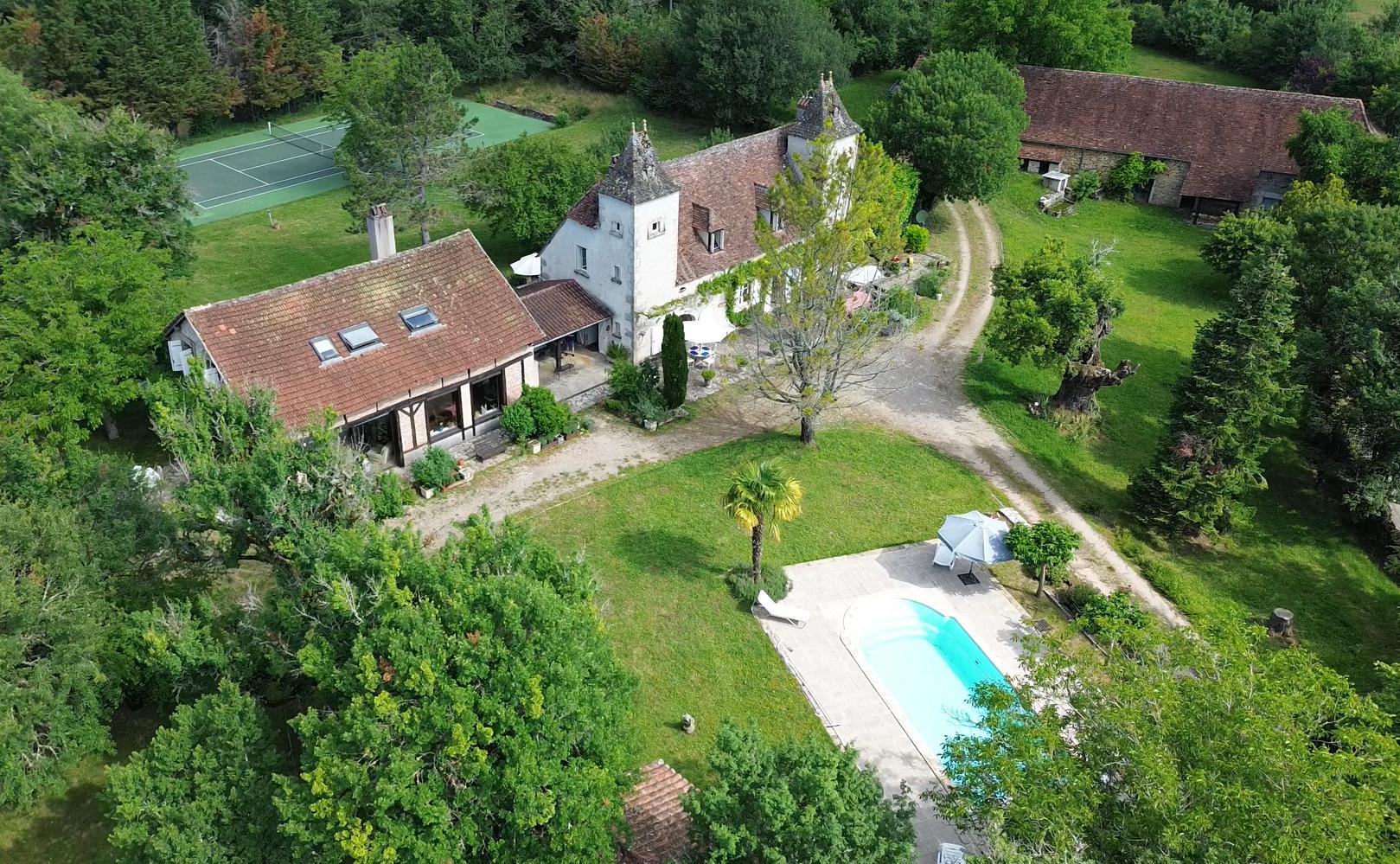 Magnifique corps de ferme quercynois sur le causse de GRAMAT