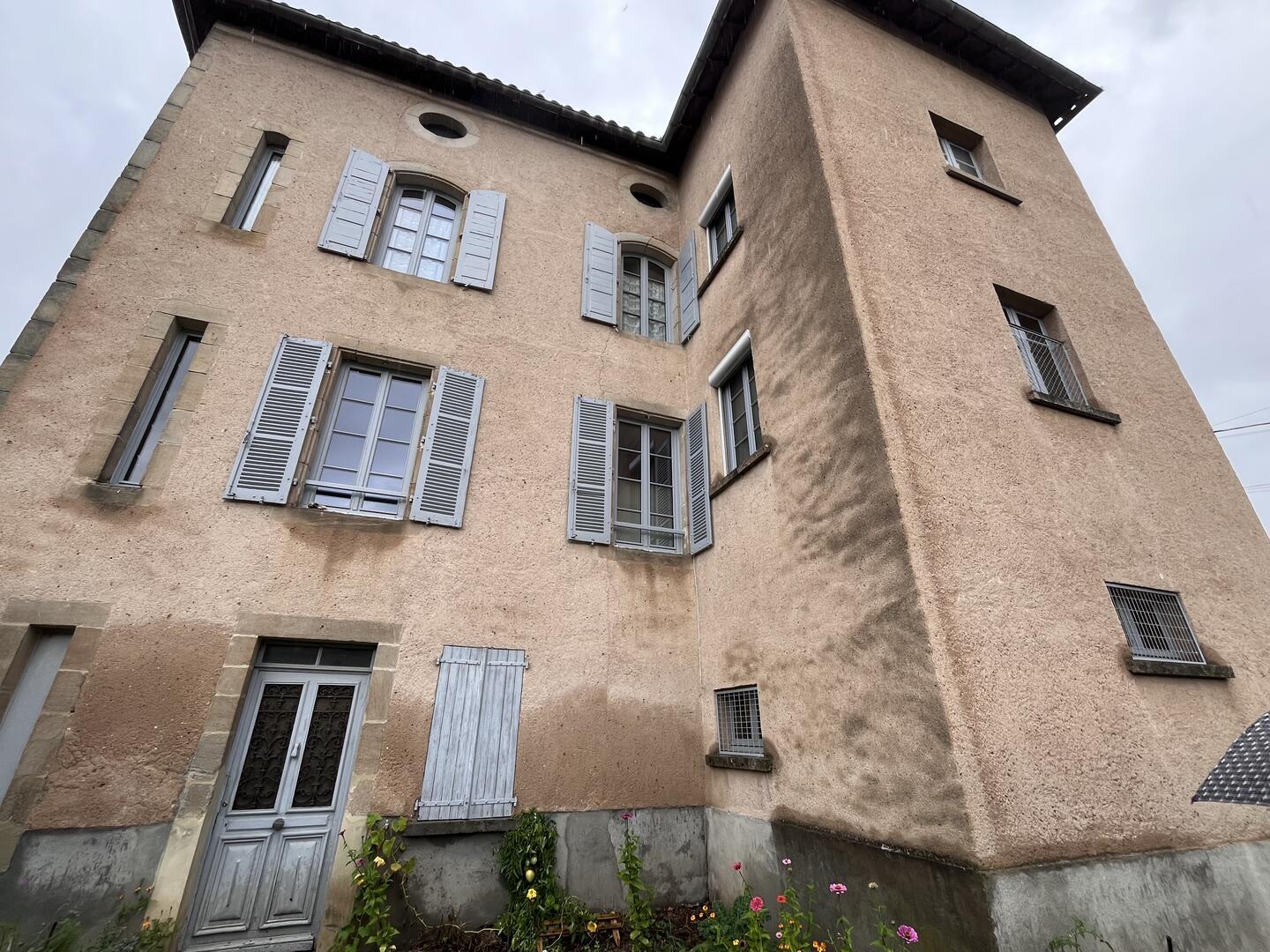 Immeuble de rapport à Figeac – Idéal investisseurs !