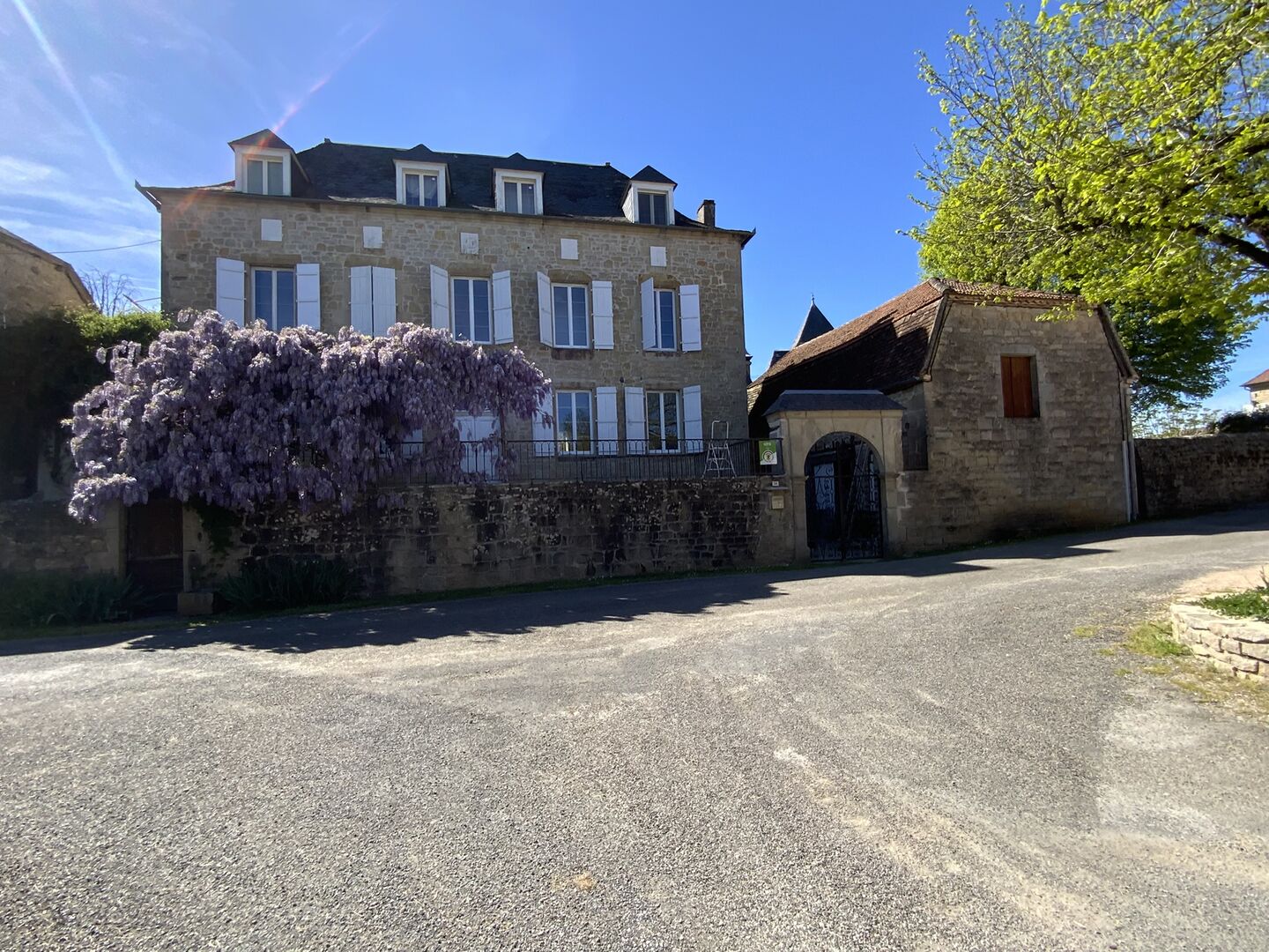 Maison de Maitre à louer, 5 chambres, dépendances secteur Gramat