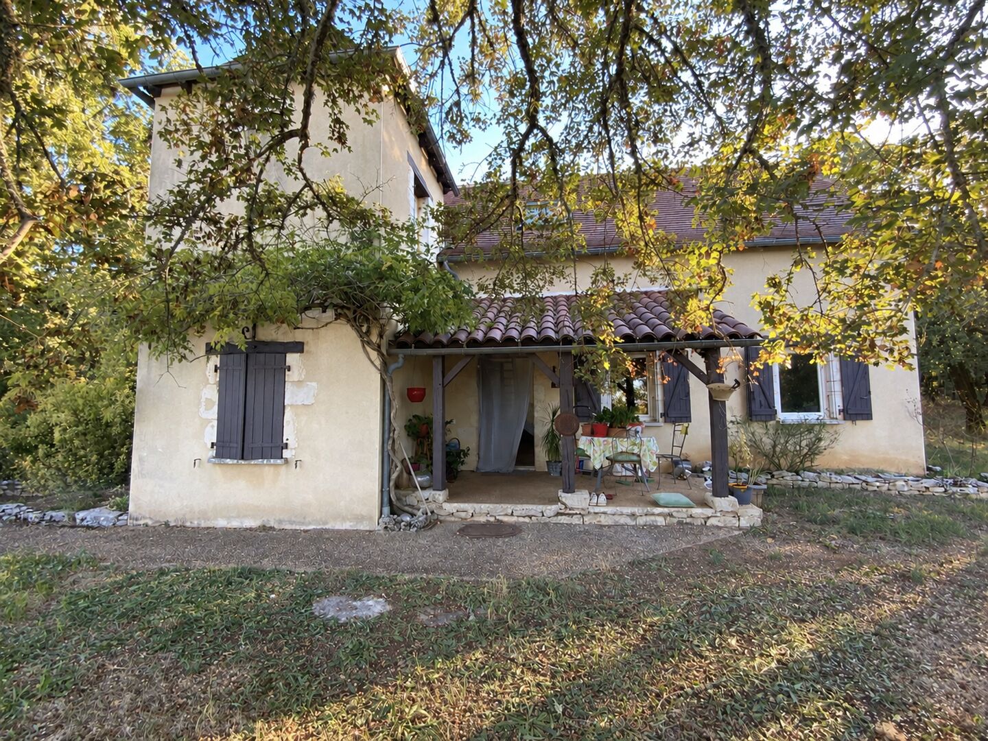 Sector Livernon, detached house with potential development and land of 11,730 m 2