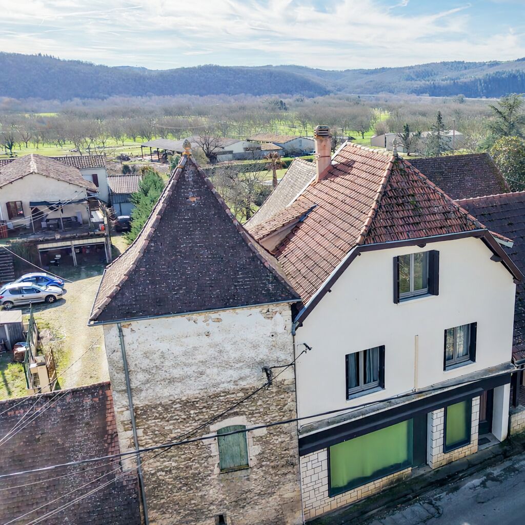 Vallée de la Dordogne, maison 4 chambres + logement indépendant.