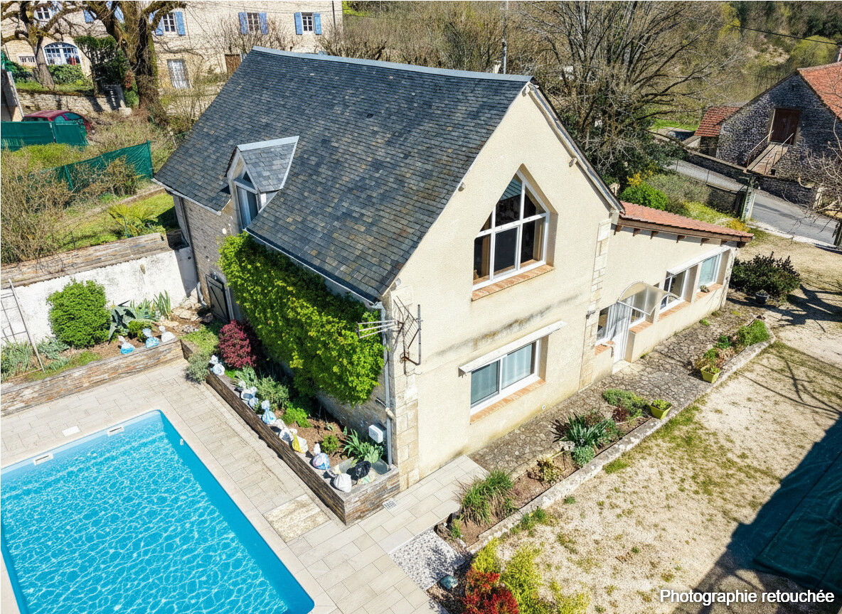Charmante maison rénovée avec piscine, grande dépendance et jardin en vallée de la Dordogne