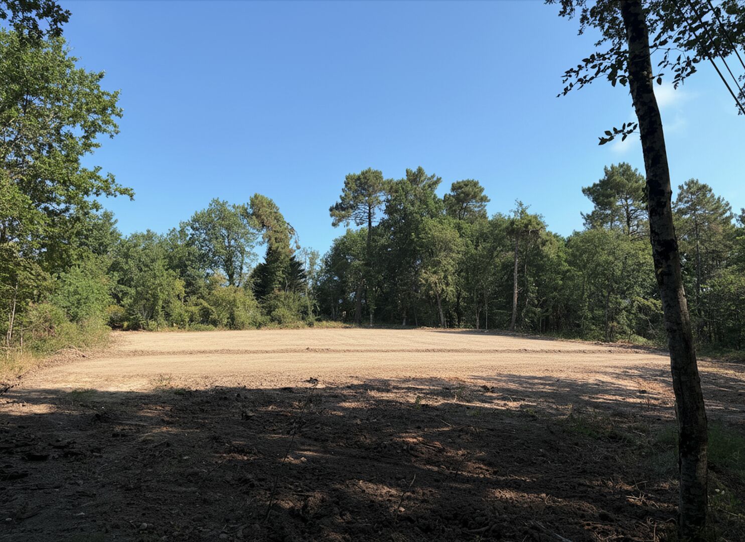 Terrain constructible à vendre à Trélissac, 2.376m², dont environ 2000 m2 de constructible