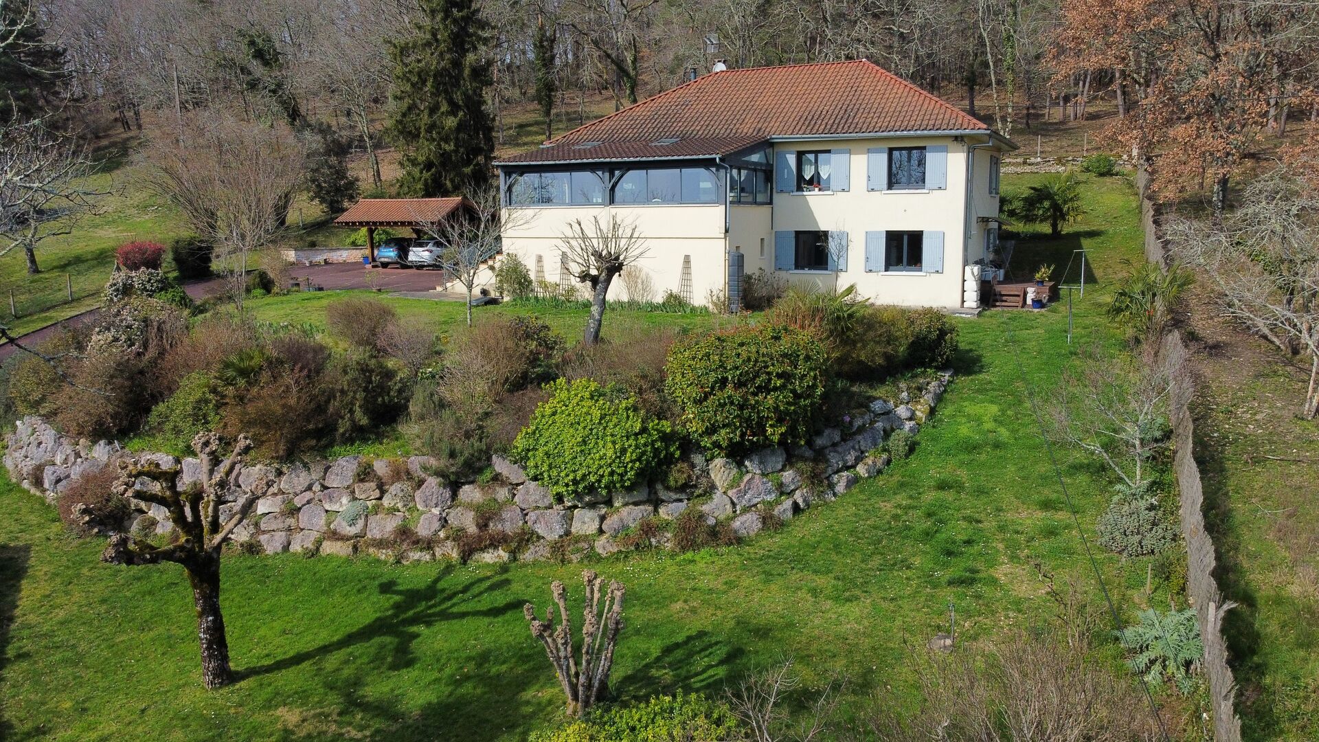 Brantôme – Maison rénovée avec vue dominante et studio indépendant