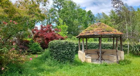EXCLUSIVITE Secteur GOURDON - Charme et authenticité pour cette belle Propriété en pierre sur 1ha14 paysagers avec piscine