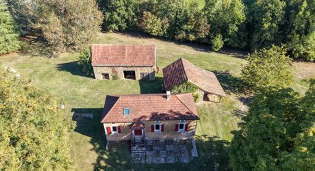 EXCLUSIVITE Secteur DOMME- Remarquable environnement de nature et cadre de vie privilégié pour cette belle Propriété de caractère sur 16ha6 boisés