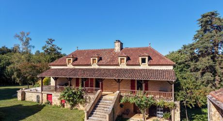 EXCLUSIVITE Secteur DOMME- Remarquable environnement de nature et cadre de vie privilégié pour cette belle Propriété de caractère sur 16ha6 boisés
