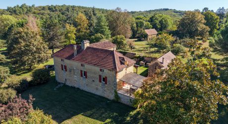 EXCLUSIVITE Secteur DOMME- Remarquable environnement de nature et cadre de vie privilégié pour cette belle Propriété de caractère sur 16ha6 boisés