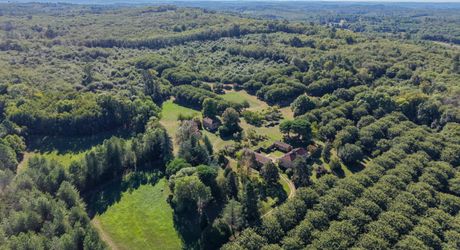 EXCLUSIVITE Secteur DOMME- Remarquable environnement de nature et cadre de vie privilégié pour cette belle Propriété de caractère sur 16ha6 boisés