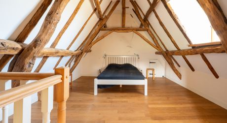 EXCLUSIVITE - Secteur Gourdon - Ancien Corps de ferme restauré avec vue imprenable et piscine sur 2ha63