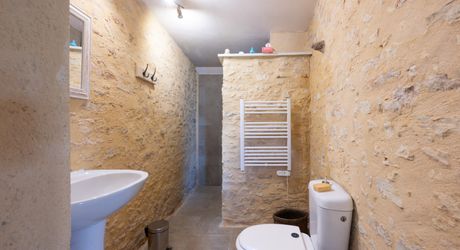 EXCLUSIVITE - Secteur Gourdon - Ancien Corps de ferme restauré avec vue imprenable et piscine sur 2ha63