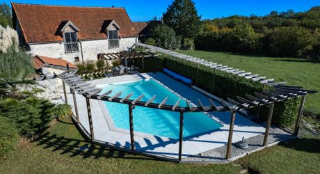 EXCLUSIVITE - Secteur Gourdon-  Demeure de charme sur un beau terrain paysager avec piscine chauffée