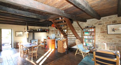 EXCLUSIVITE - Secteur Figeac - Authentique Propriété en pierre sur 1ha31 boisés 