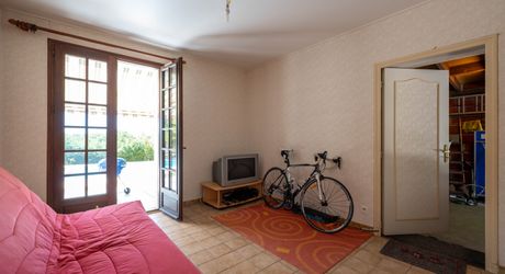 EXCLUSIVITE - SECTEUR GOURDON -Agréable Maison contemporaine  avec piscine et vue 