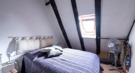 EXCLUSIVITE - Secteur GOURDON - Maison en pierre atypique, four à pains, piscine sur 3455 m² boisés