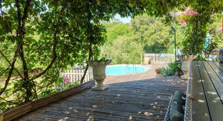 Secteur LABASTIDE - Au calme Agréable Contemporaine 4 chs sur 2500 m² avec vue et piscine hors sol