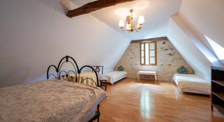 EXCLUSIVITE - Belle Propriété de caractère typique dans un environnement préservé sur 2ha avec points d'eau