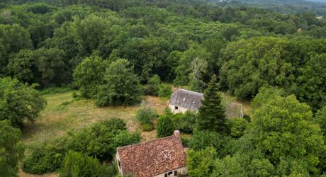 EXCLUSIVITE - Belle Propriété de caractère typique dans un environnement préservé sur 2ha avec points d'eau