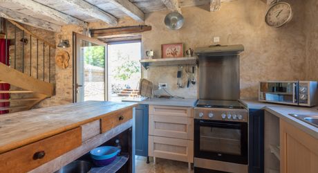 EXCLUSIVITE - Secteur Figeac - Ravissante Maison de charme en pierre restaurée sur 1002 m² avec jacuzzi 