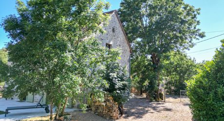 EXCLUSIVITE - Secteur Figeac - Ravissante Maison de charme en pierre restaurée sur 1002 m² avec jacuzzi 