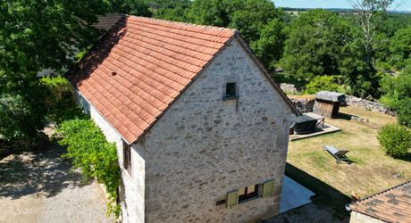 EXCLUSIVITE - Secteur Figeac - Ravissante Maison de charme en pierre restaurée sur 1002 m² avec jacuzzi 