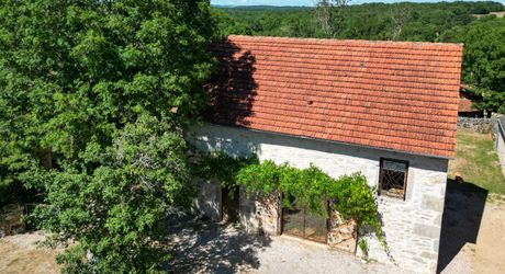 EXCLUSIVITE - Secteur Figeac - Ravissante Maison de charme en pierre restaurée sur 1002 m² avec jacuzzi 