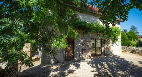 EXCLUSIVITE - Secteur Figeac - Ravissante Maison de charme en pierre restaurée sur 1002 m² avec jacuzzi 