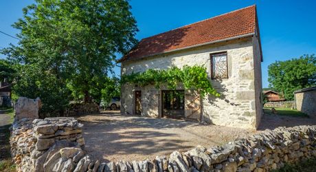 EXCLUSIVITE - Secteur Figeac - Ravissante Maison de charme en pierre restaurée sur 1002 m² avec jacuzzi 