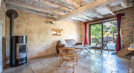 EXCLUSIVITE - Secteur Figeac - Ravissante Maison de charme en pierre restaurée sur 1002 m² avec jacuzzi 