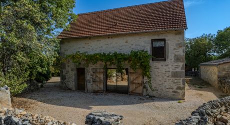 EXCLUSIVITE - Secteur Figeac - Ravissante Maison de charme en pierre restaurée sur 1002 m² avec jacuzzi 
