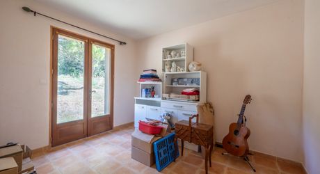SECTEUR GOURDON - Au calme, agréable et lumineuse Maison contemporaine sur 4220 m² arborés 