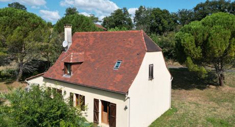 SECTEUR GOURDON - Au calme, agréable et lumineuse Maison contemporaine sur 4220 m² arborés 