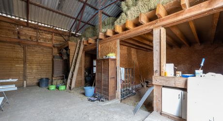 Secteur Gourdon - Bel ensemble immobilier en pierre sur 4ha2 avec piscine proche commerces