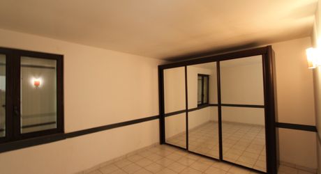 SECTEUR GOURDON - Maison contemporaine - deux appartements indépendants sur environ 4500 m² arborés