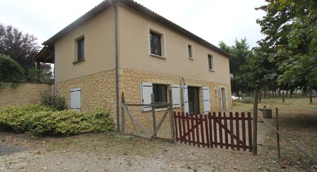 SECTEUR GOURDON - Maison contemporaine - deux appartements indépendants sur environ 4500 m² arborés