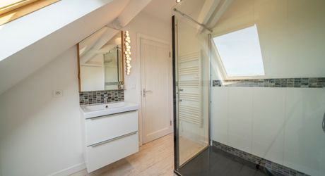 EXCLUSIVITE - Remarquable Propriété de charme avec vue imprenable sur 2ha72 avec piscine 