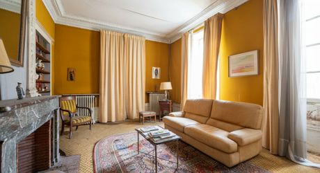 EXCLUSIVITE - GOURDON - Belle Demeure bourgeoise en pierre à rénover avec jardin proches commerces