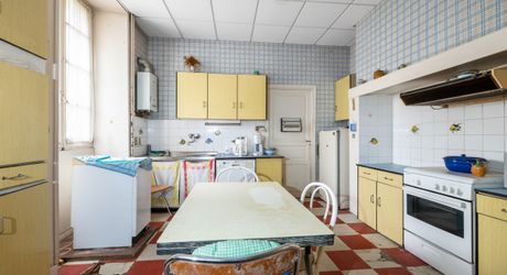 EXCLUSIVITE - GOURDON - Belle Demeure bourgeoise en pierre à rénover avec jardin proches commerces