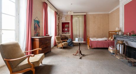 EXCLUSIVITE - GOURDON - Belle Demeure bourgeoise en pierre à rénover avec jardin proches commerces