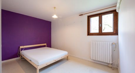 SECTEUR GOURDON - Grande Maison de construction traditionnelle avec appartement et garage sur 2ha87