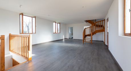 EXCLUSIVITE - Secteur Gourdon - Belle Demeure Quercynoise Contemporaine avec dépendances sur 1ha95 