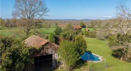 EXCLUSIVITE - Secteur Gourdon - Belle Demeure Quercynoise Contemporaine avec dépendances sur 1ha95 