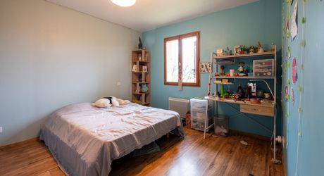 Secteur Sarlat - Grande et lumineuse Maison 5 chambres au calme sur 4177 m² avec piscine