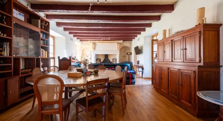 EXCLUSIVITE - Secteur Gourdon - Demeure de caractère de charme et dépendances sur 18ha avec vue