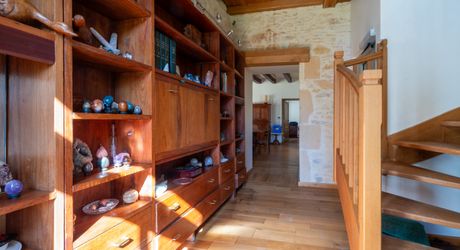 EXCLUSIVITE - Secteur Gourdon - Demeure de caractère de charme et dépendances sur 18ha avec vue