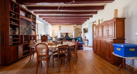 EXCLUSIVITE - Secteur Gourdon - Demeure de caractère de charme et dépendances sur 18ha avec vue