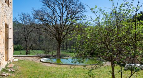 EXCLUSIVITE - Secteur Gourdon - Demeure de caractère de charme et dépendances sur 18ha avec vue