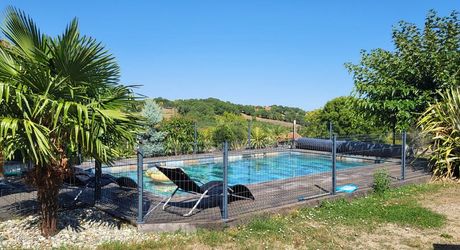 Secteur Coeur de Causse - Superbe propriété contemporaine avec piscine dans un cadre de vie privilégié