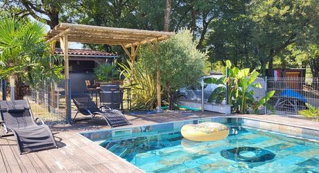 Secteur Coeur de Causse - Superbe propriété contemporaine avec piscine dans un cadre de vie privilégié