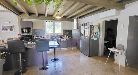 Secteur Coeur de Causse - Superbe propriété contemporaine avec piscine dans un cadre de vie privilégié